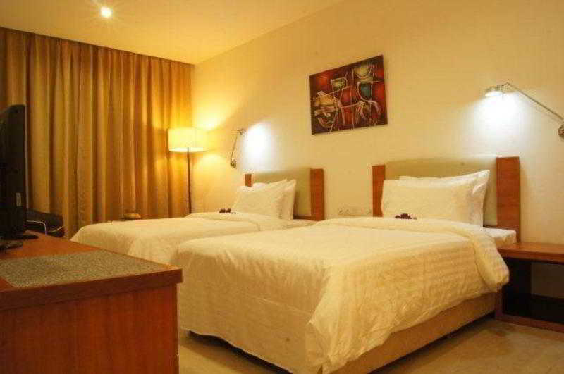 Gloria Swiss Hotel & Apartment Sandakan Room photo