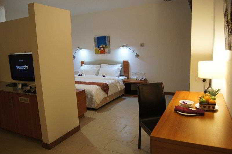 Gloria Swiss Hotel & Apartment Sandakan Room photo